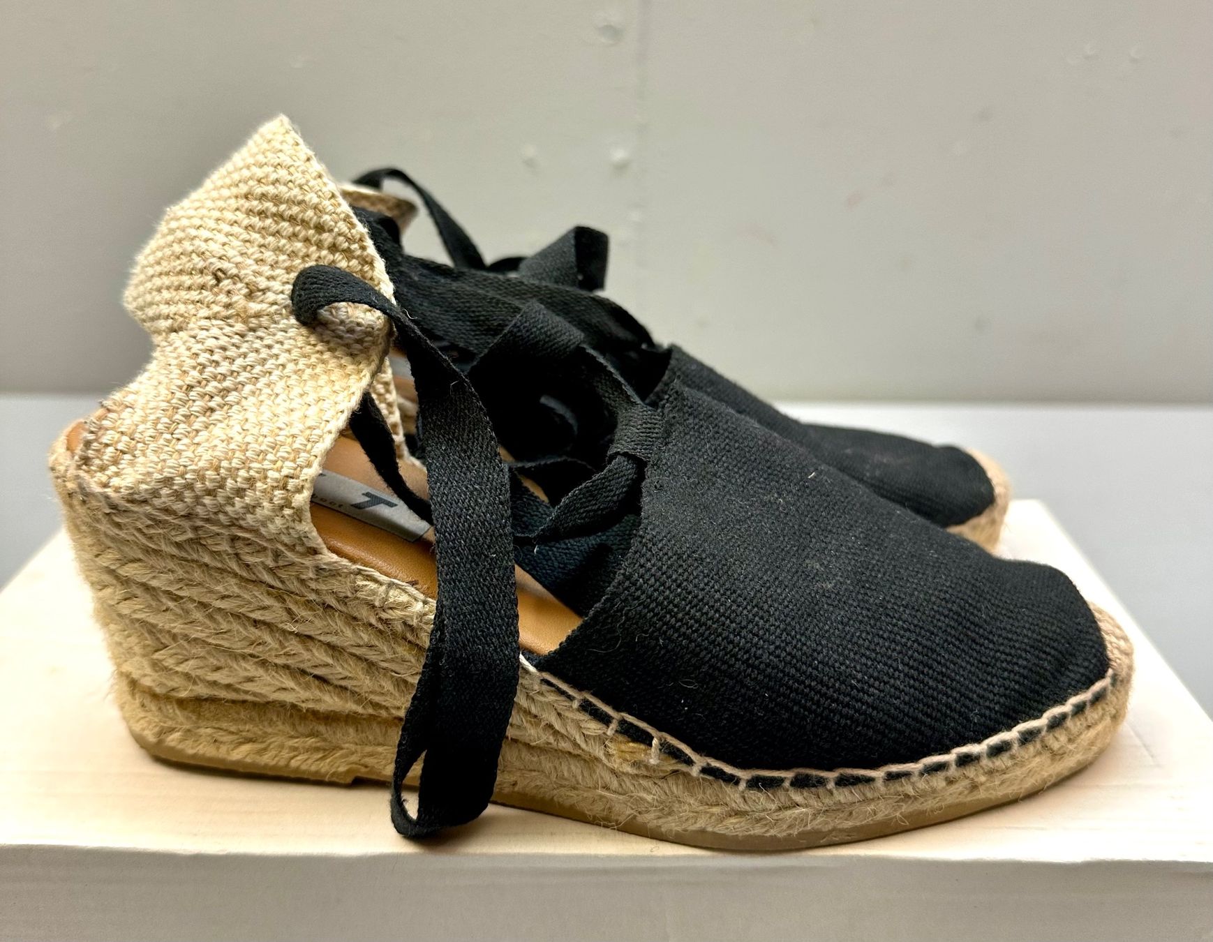 Navyboot Damenschuhe: DAMENSCHUHE #47 “NAVYBOOT” – Gebraucht aus Zürich von NIKI777