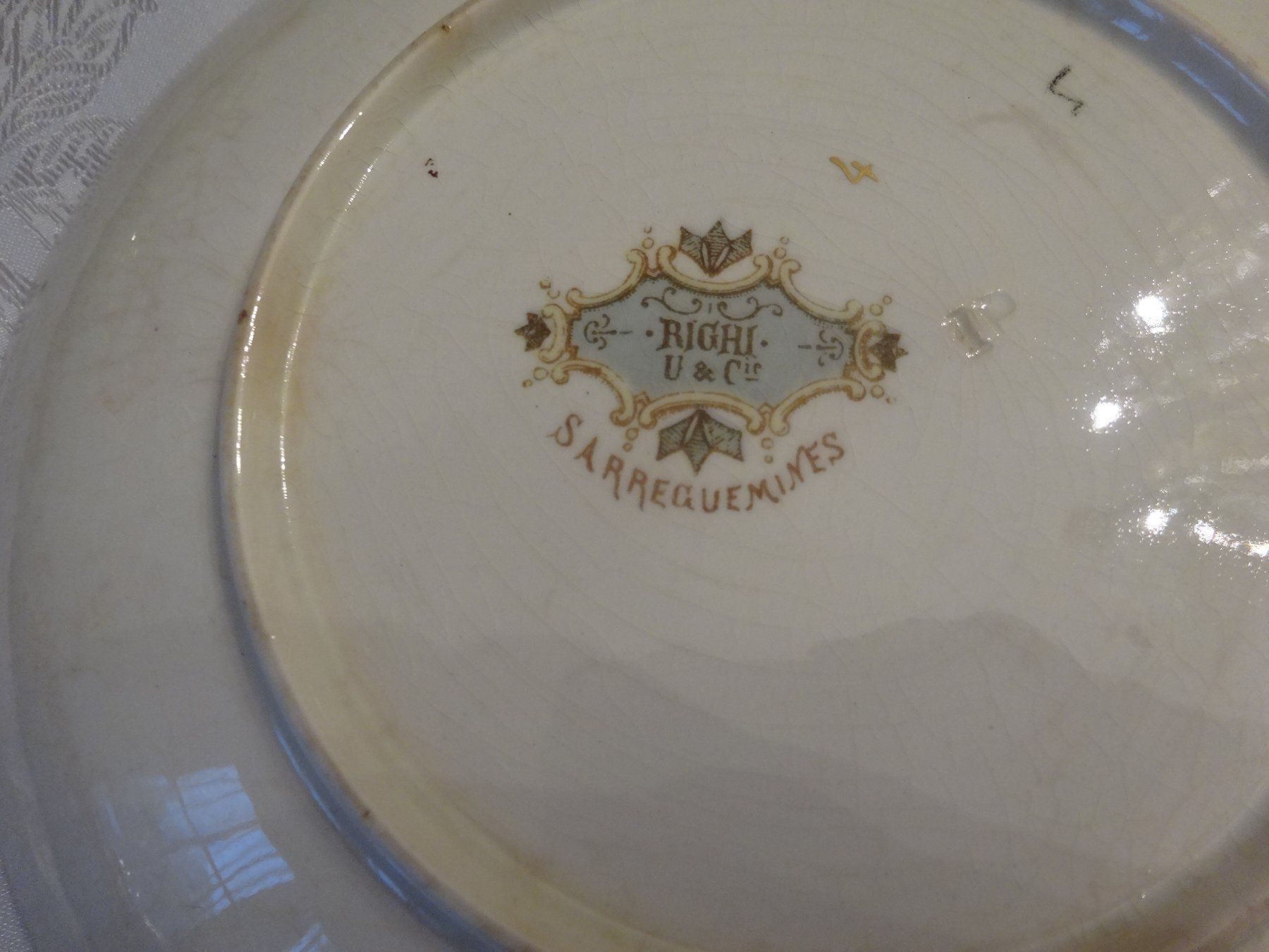 Teller: Assiette XIX e. Faïence de Sarreguemines – Gebraucht aus Biel/Bienne von milamila02 1