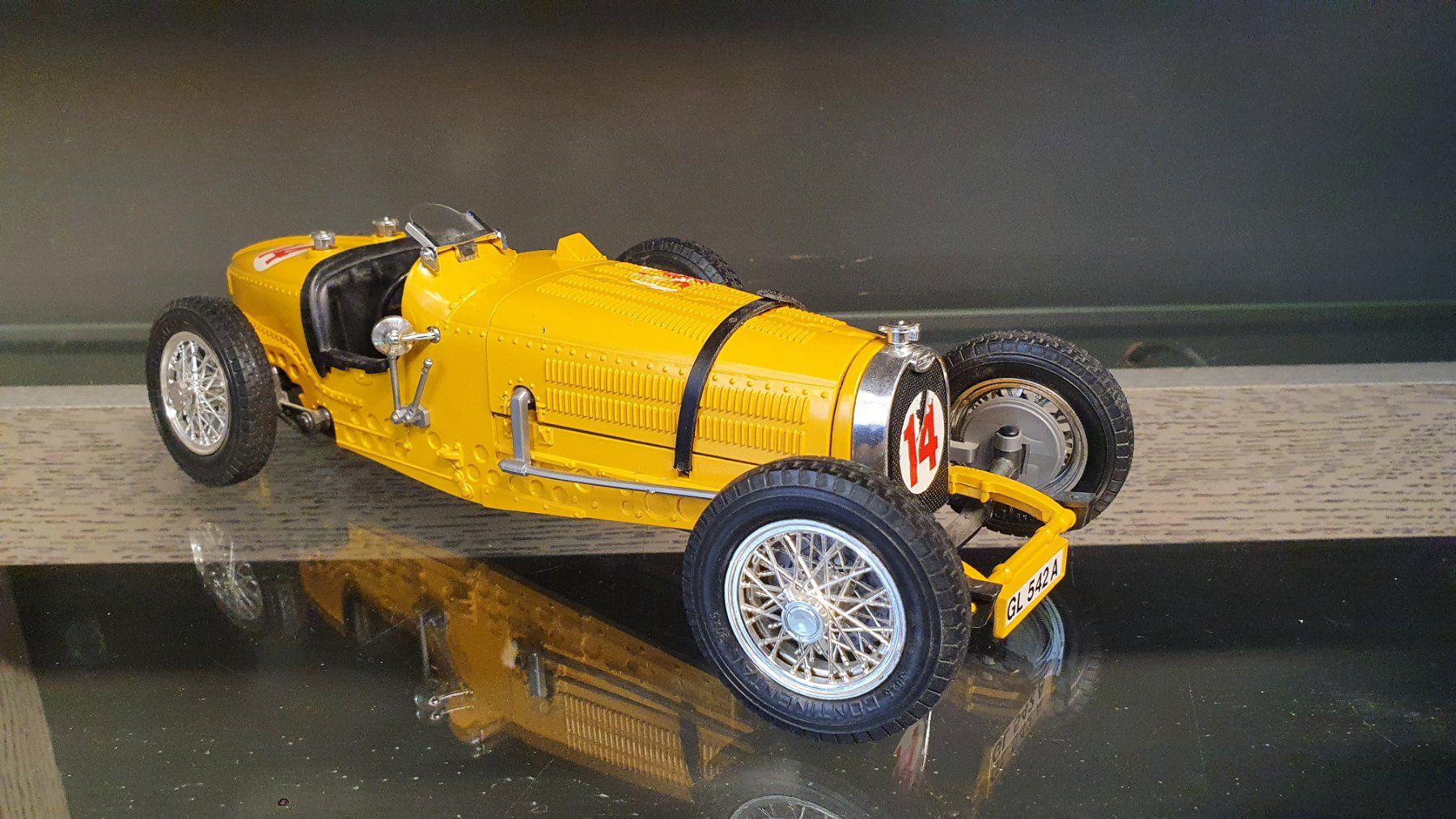 Bburago Voitures modèles: BURAGO: BUGATTI 1934 TYP 59 M:1:18 GELB – D'occasion à Biglen par taunus82 1