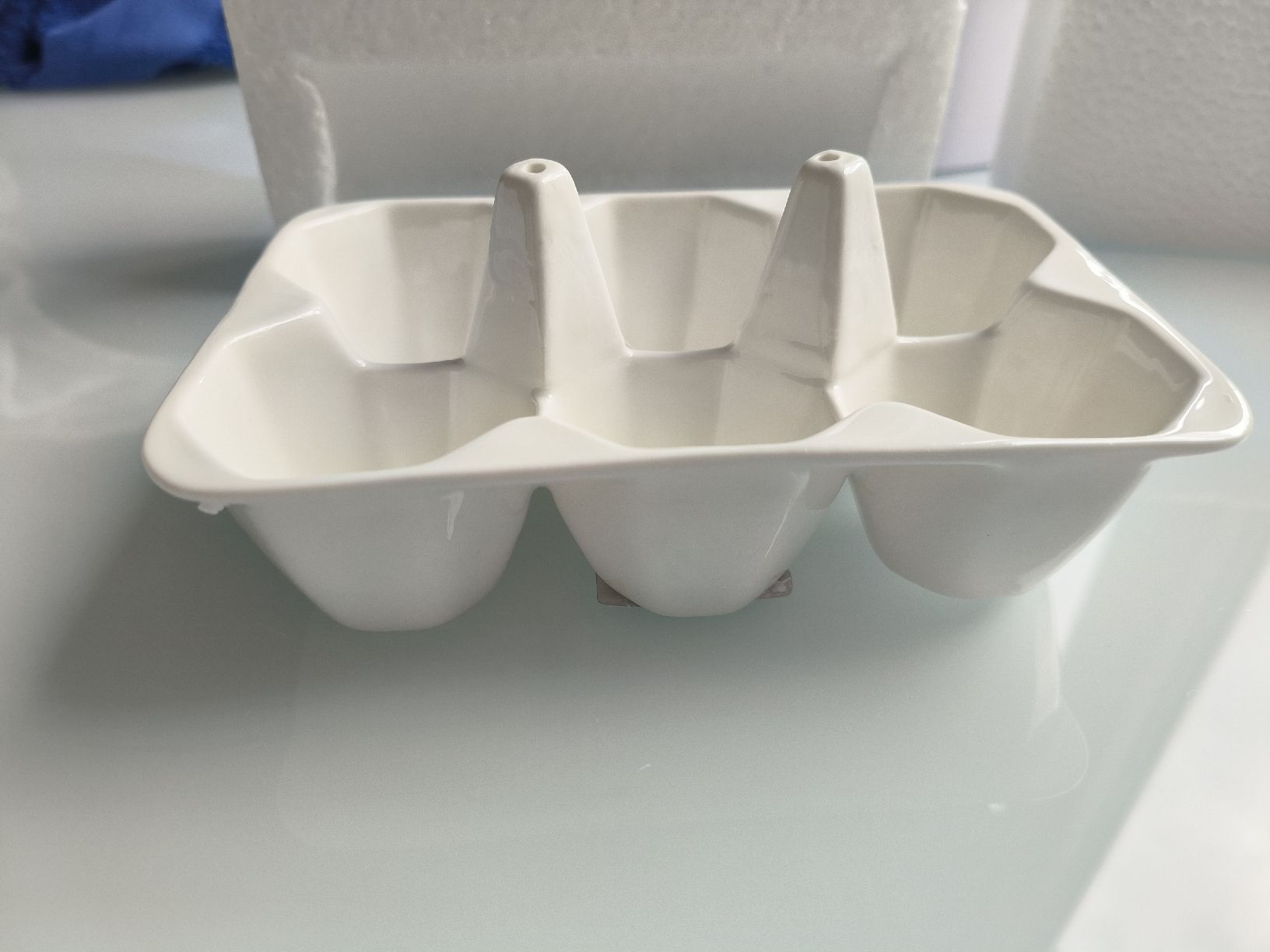 Sonstiges Geschirr: Eier Halterschale – Neu und originalverpackt aus Biel/Bienne von M.D.C 3