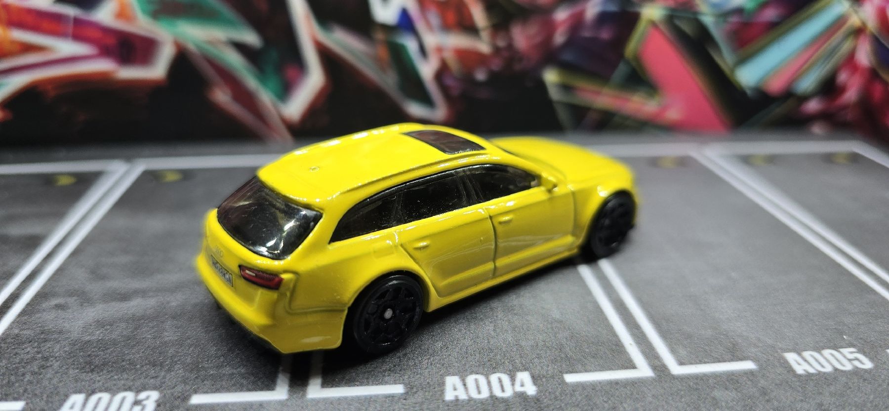 Hot Wheels Modellini d'auto: Hot Wheels Audi Rs6 – Nuovo (secondo la descrizione) da Frauenfeld venduto da ufo_yk6c 1