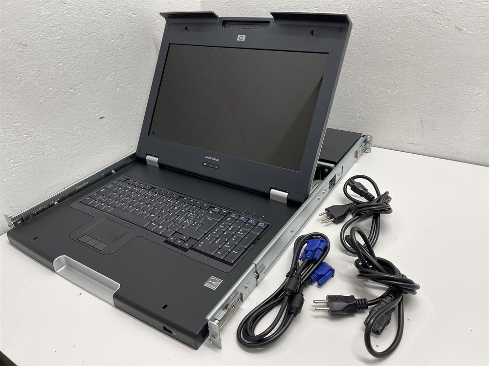 HP TFT 7600 G2 mit HP IP KVM Switch! Kaufen auf Ricardo