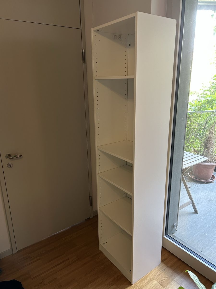 Regale: Regal weiss Ikea – Gebraucht aus Bern von jer_8bdp