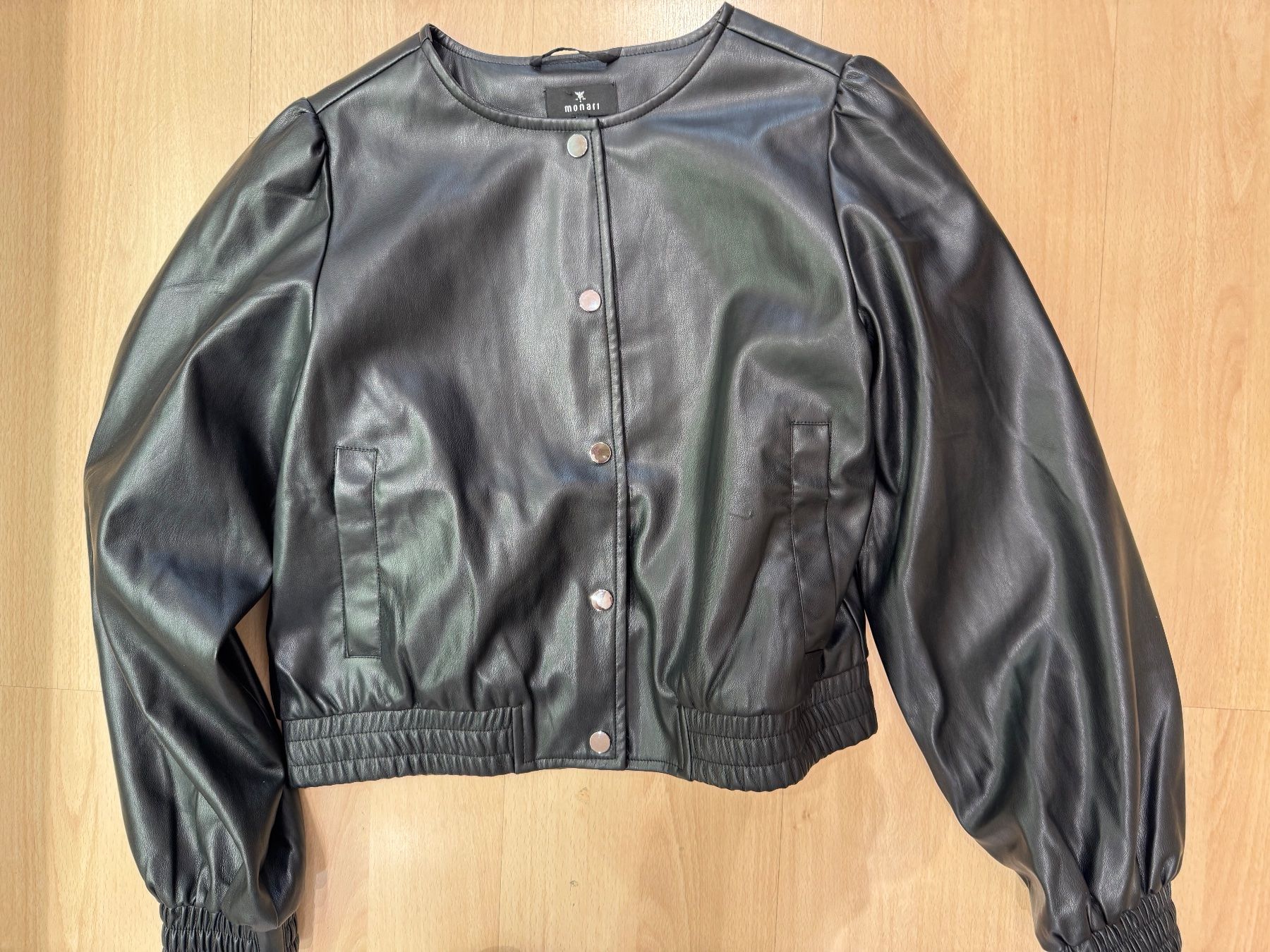 Monari Giacche: Coole Kunstlederjacke im Bomberstil, Monari, Gr. 38 – Nuovo (secondo la descrizione) da Oberrohrdorf venduto da maggys15 2