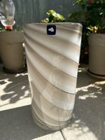 Leonardo Vase