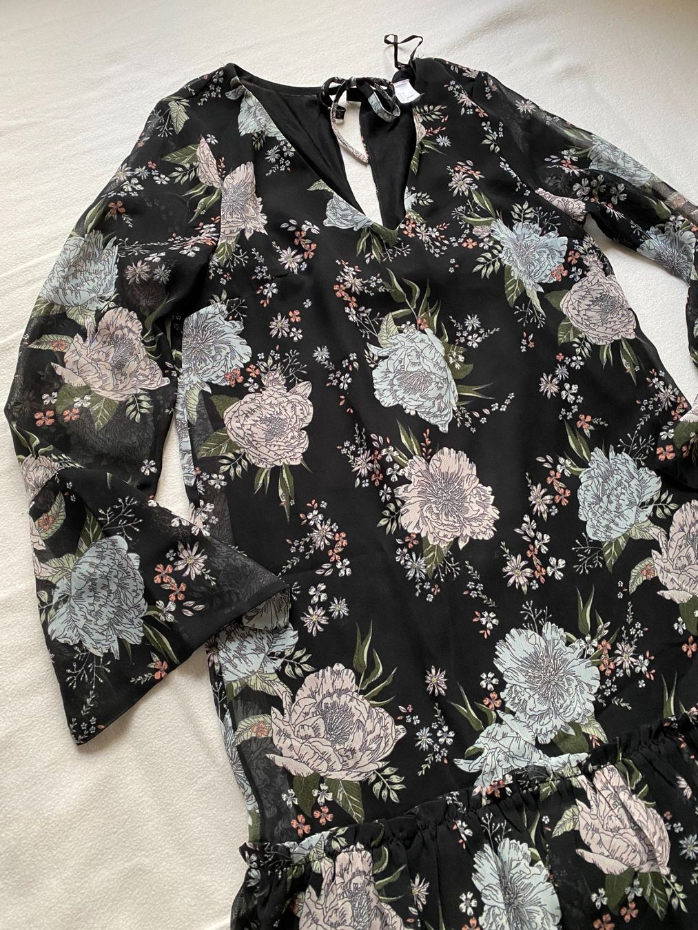 H&M Vestiti: Robe d'été motifs floraux – Usato da Lausanne venduto da AnoukRi 1