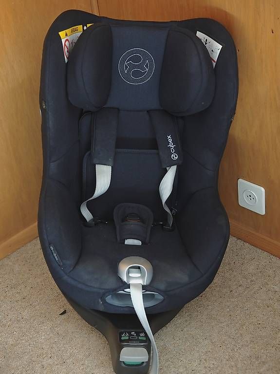 Seggiolini per auto: Cybex Kindersitz mir Isofix – Usato da Chur venduto da cap_cj27