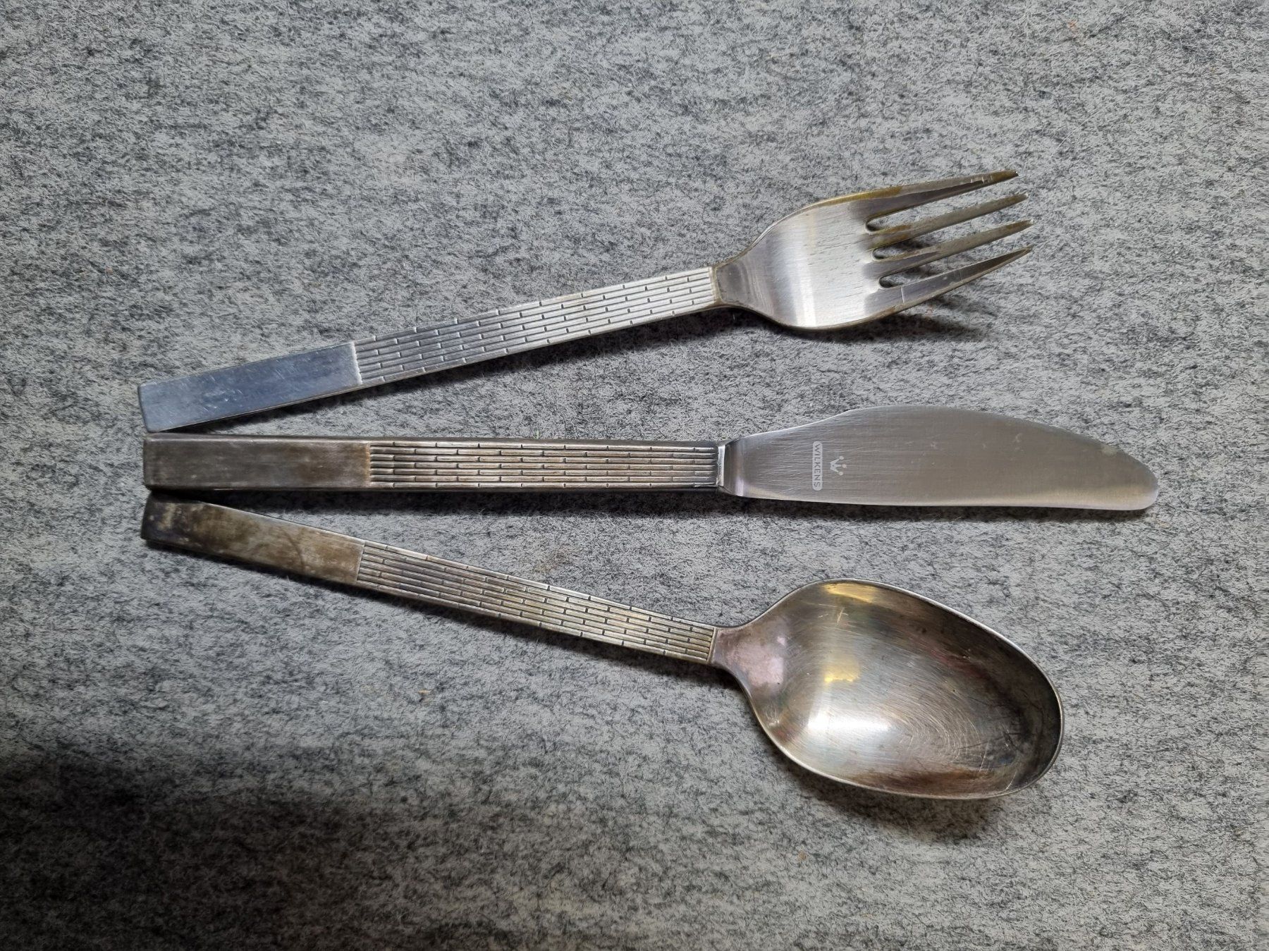 Set di posate: Silber Besteck 3 teilig Löffel Messer Gabel – Usato da Oberentfelden venduto da Creapoint