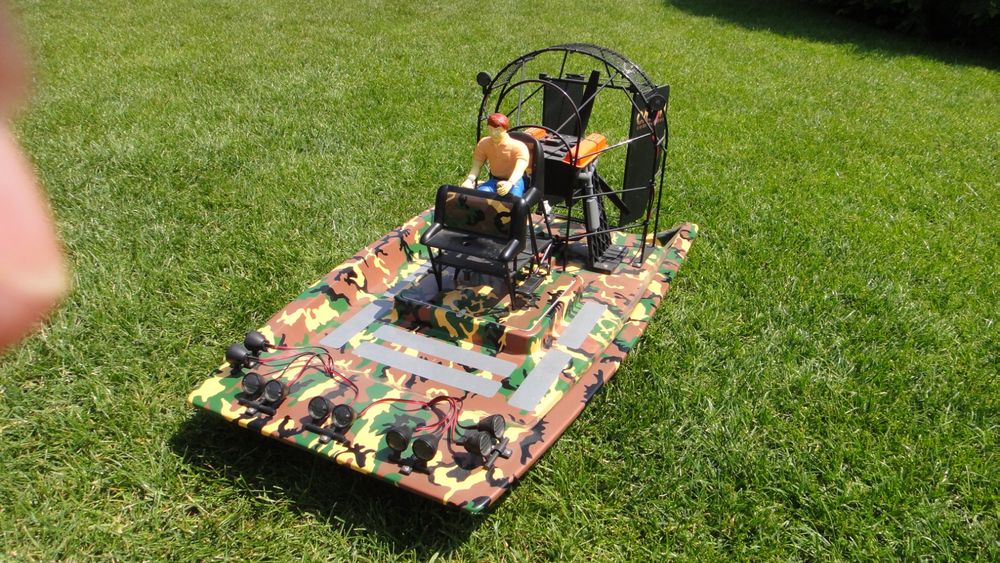 CAJUN COMMANDER AIRBOAT Kaufen auf Ricardo