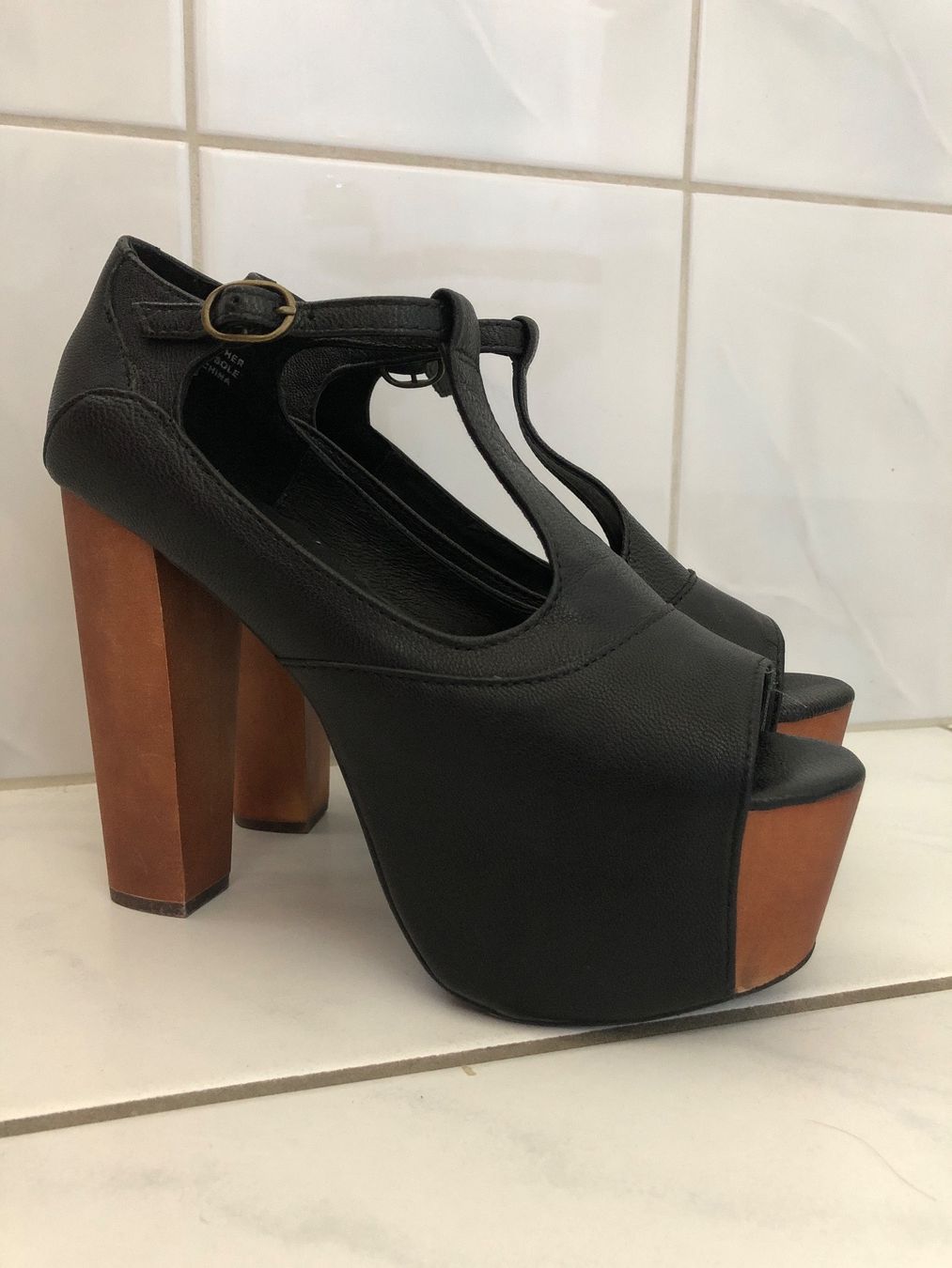 Scarpe da donna: Jeffrey Campbell Peeptoe Heels 36 – Nuovo (secondo la descrizione) da Root venduto da NaBr76 1