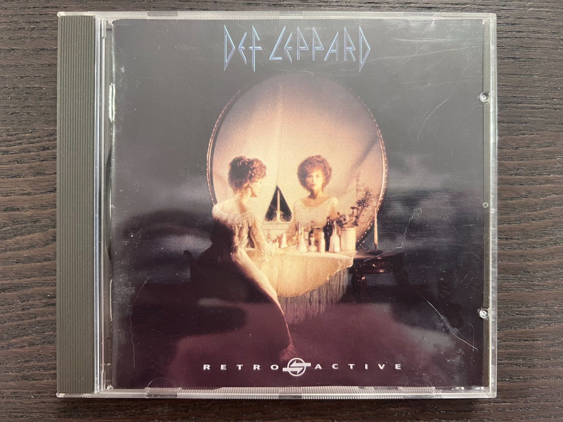 CD: Def Leppard - Retro Active – Usato da Zürich venduto da MusikFreunde