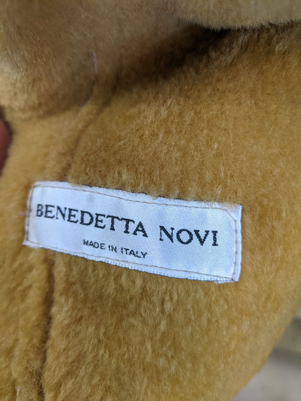 Cappotti: Lammfell  Mantel oder Blazer Gr 42 – Usato da Langnau am Albis venduto da Judithsebi 4