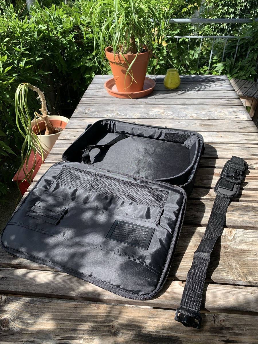 Valigie & Borse: Akten/Labtop Tasche – Usato da Uster venduto da Flummi 3