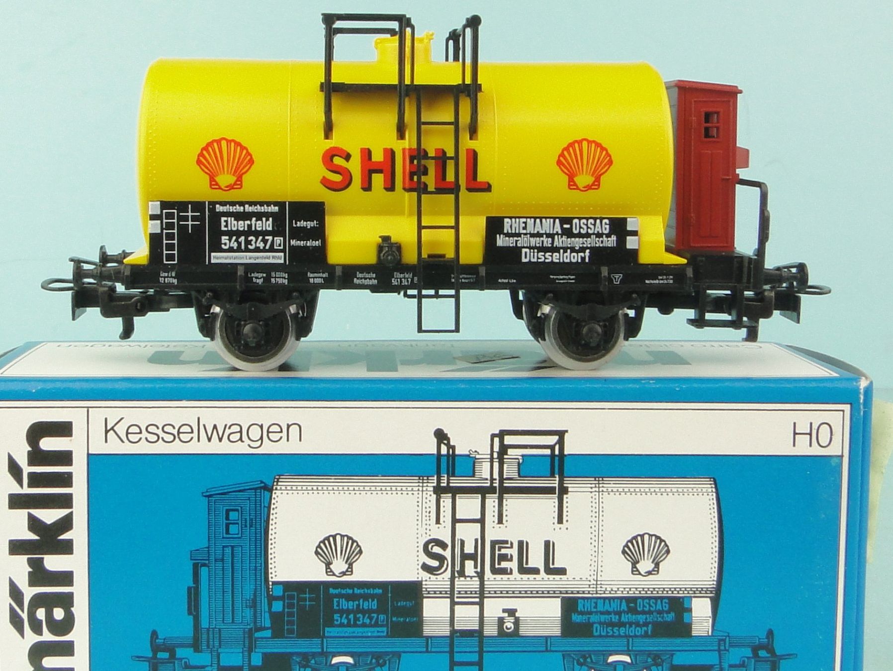 Märklin Modellini di ferrovie: Märklin 4676 Shell Tankwagen – Usato da Bülach venduto da cann11 2