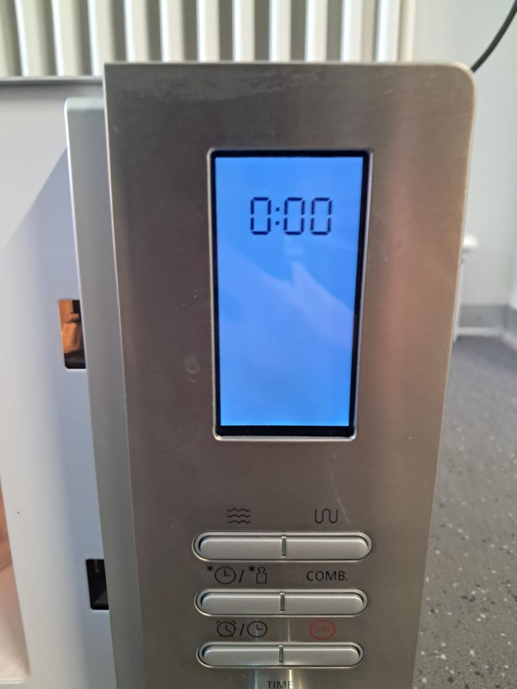 Elettrodomestici da cucina: Mikrowelle, Mikrowellen Herd, 1000 Watt – Usato da Zürich venduto da Lia107 4