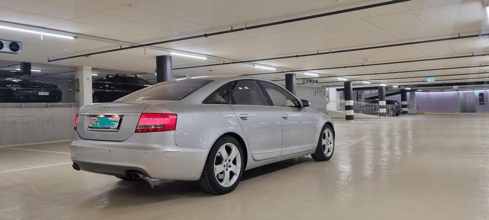 Audi S6 V10 quattro