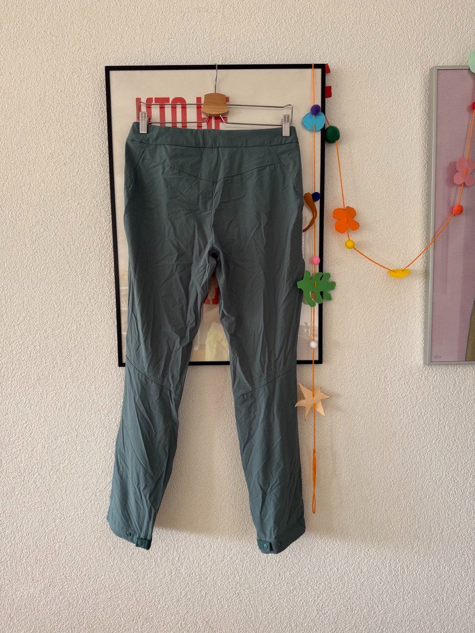 Decathlon Pantaloni: Hiking pants, size M – Nuovo e nell'imballaggio originale da Zürich venduto da futurmutur 7