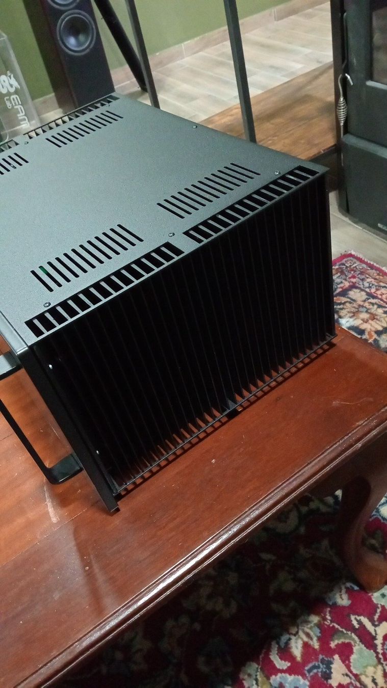 Amplificateurs: Ex Demo EamLab Studio 300 power amplifier - Classes A - AB – Neuf avec emballage d'origine à St-Cergue par per_6cx5 2