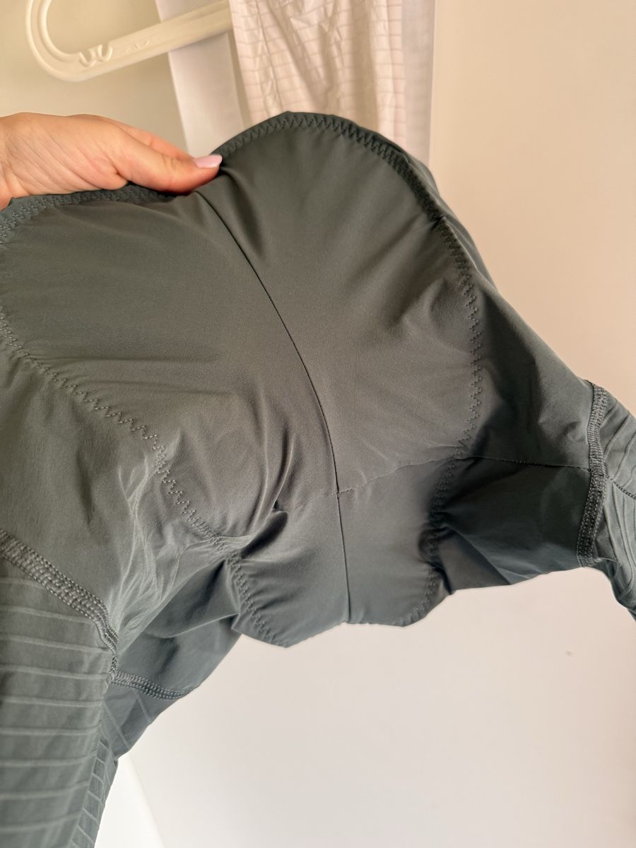 Pas Normal Studios Pantaloni: Cuissard à bretelles cyclisme Pas Normal Studios  – Usato da Sugiez venduto da Mlle_Bakets 5