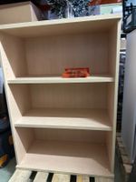 Büroregal bzw. Ordnerregal aus Holz