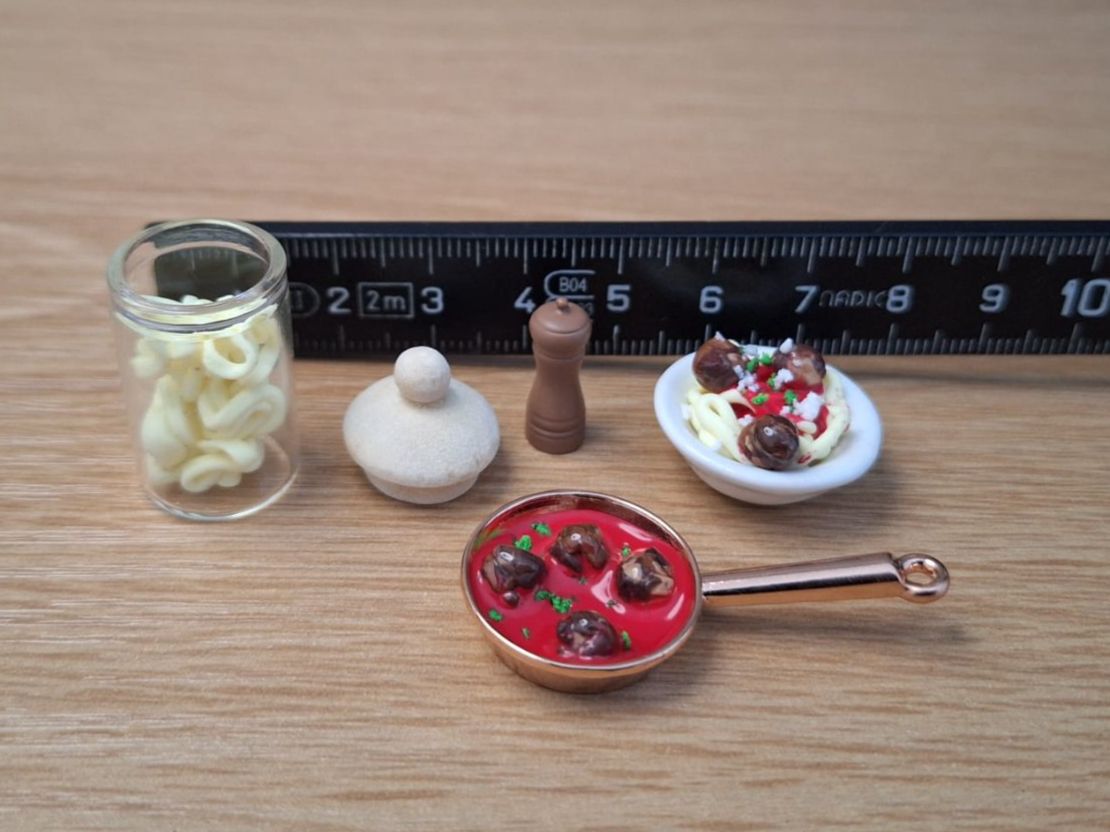 Case e mobili per bambole: Nudeln mit Hackbällchen Set, Handgemacht – Nuovo (secondo la descrizione) da Zürich venduto da HandmadeTinyFood 1