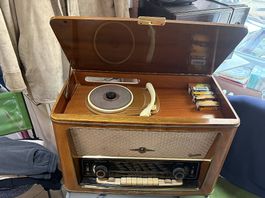 Radio tourne disque Graetz Potpourri 1950