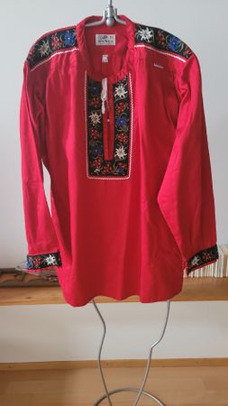 Sennenbluse rot mit Edelweiss Sticker. L wie neu 1x getragen