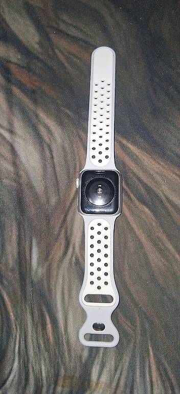 Smartwatch: Apple Watch 4  – Usato da Schötz venduto da phi_t6ct