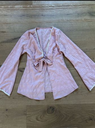 Rosa Sommer Strandkleid mit Bindegürtel, Grösse S