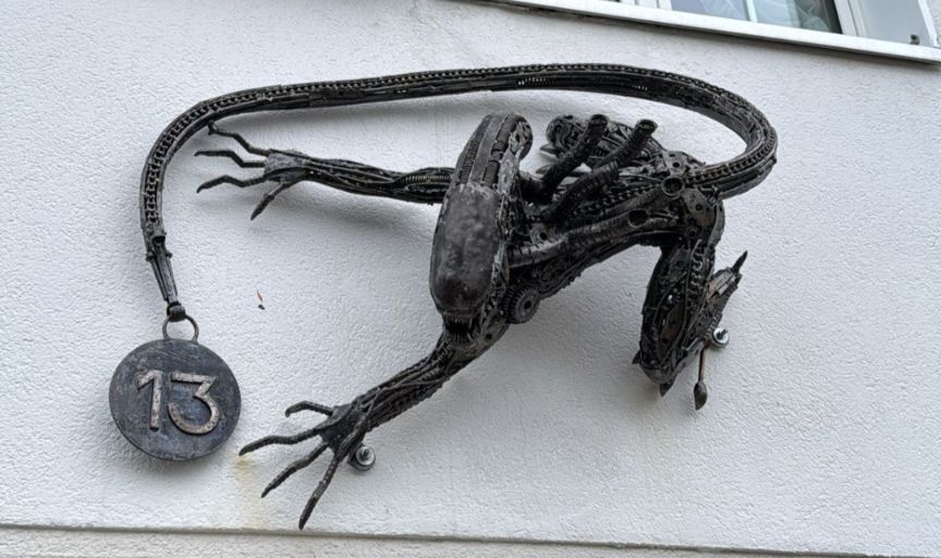 Statuette: Predator Alien Alienkopf Kunst Metal Figuren – Usato da waldenburg venduto da vr161069 7