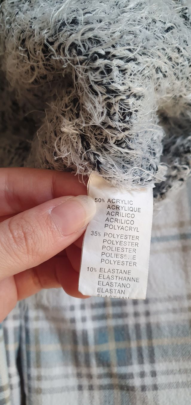 Pulls & Sweat-shirts: Pullover grau S/M mit Faser-Look – D'occasion à Bern par fede736 2