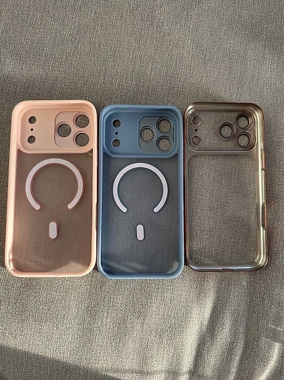 Cover & Protezioni schermo: iPhone 16/17 Pro Max Hülle – Usato da Luzern venduto da claiudiu 1