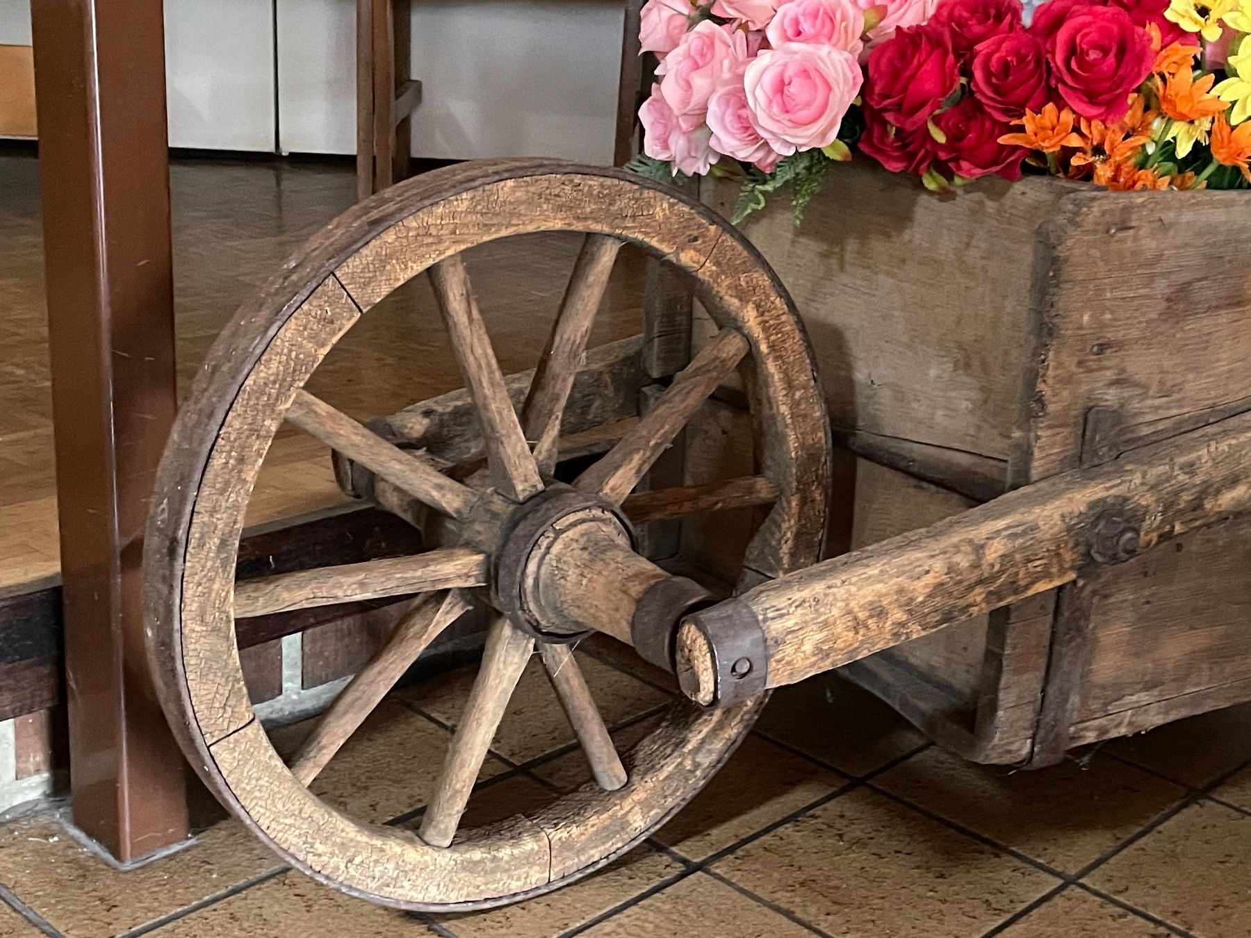 Carriole: Uralter Holzwagen !  ca. 100-jährig – Usato da Winterthur venduto da sportdisco2