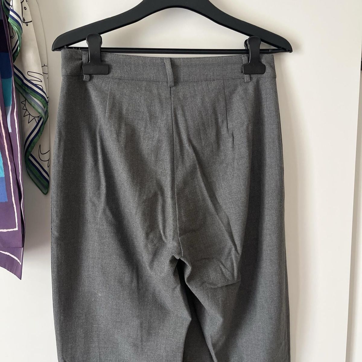 Pull&Bear Hosen: Grey trousers  – Gebraucht aus Vezia von chi_byp8 3