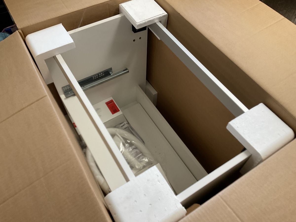 Mobili per bagno: Unterbaumöbel – Nuovo e nell'imballaggio originale da Wald ZH venduto da Sbbemilio