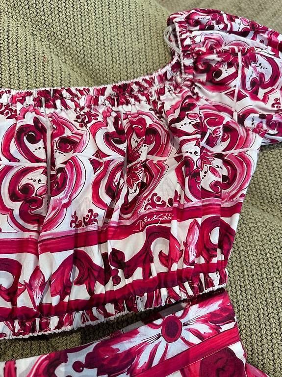 Dolce & Gabbana Lotti di vestiti: DOLCE & GABBANA TOP & SHORTS – Nuovo (secondo la descrizione) da Schwyz venduto da bofb 5