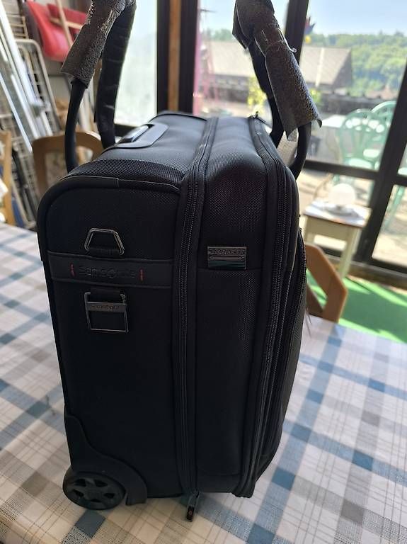 Valigie: Samsonite Business Pro JLX neu – Usato da Walliswil-Nbipp venduto da australien2007 3