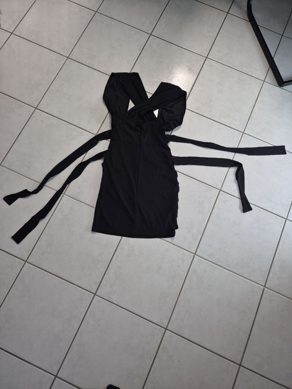 Vestiti: Robe noir – Usato da Granges-Paccot venduto da smo_dp89 3