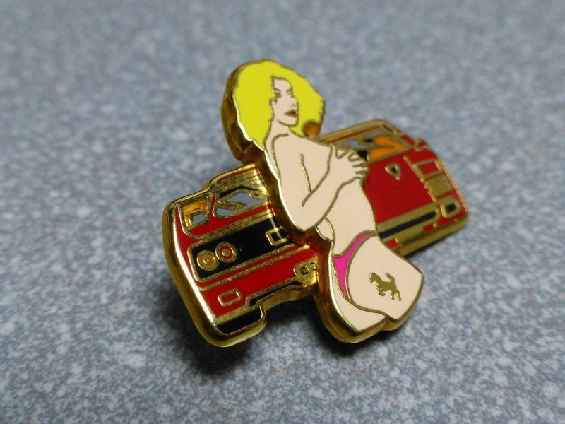 Placchette & Badge: PIN PINS AUTO FERRARI Limit. 200 – Usato da Gränichen venduto da Jumbo77 3