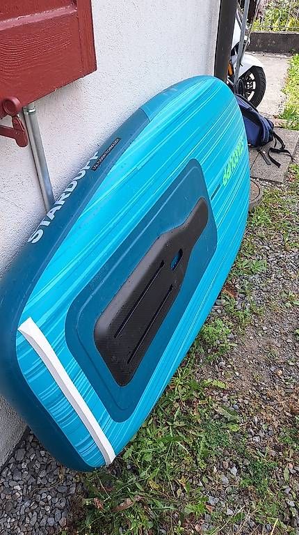 Tavole da surf e di nuoto: Gebrauchtes Board mit  Carbon Foil 2025 – Usato da Brunnen venduto da Tomi25 1