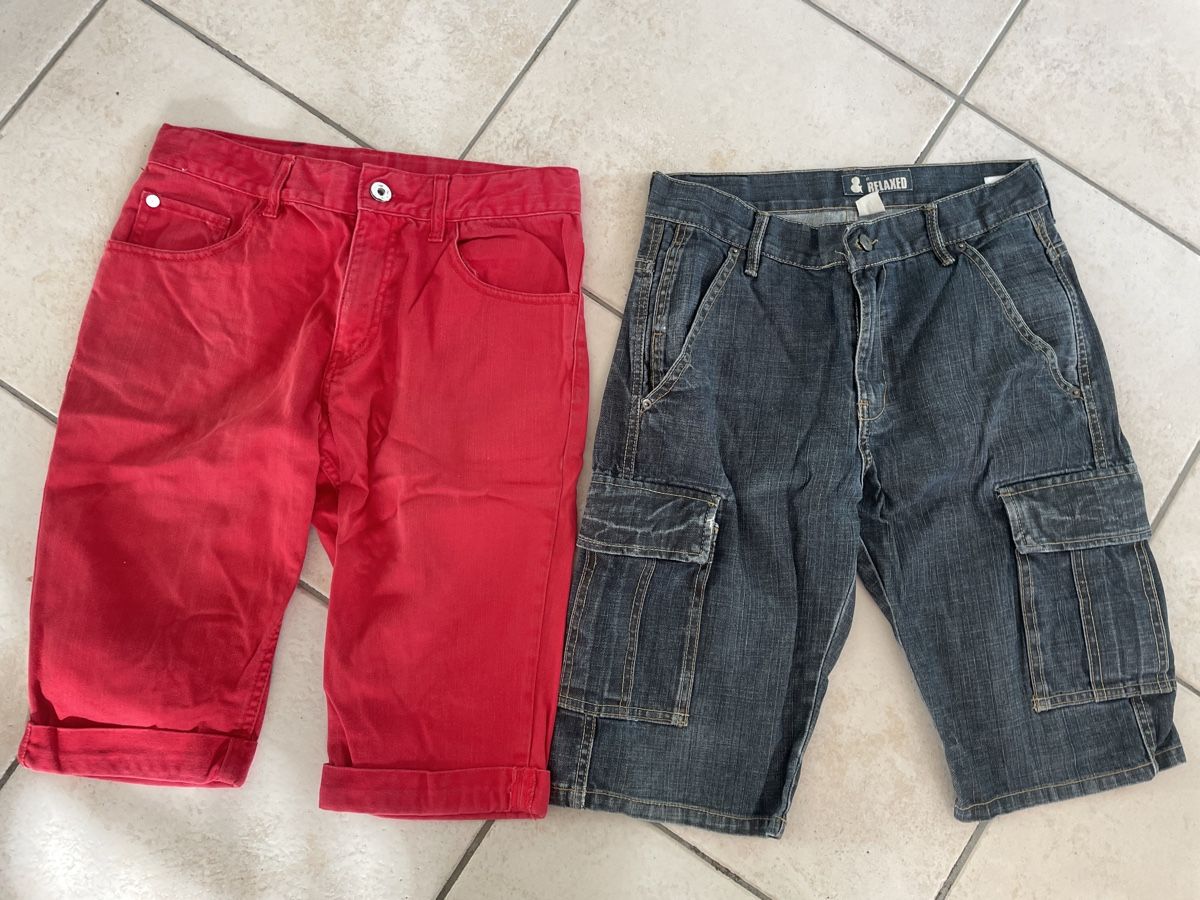 H&M Pantaloni: 2 H&M Jeans Shorts Gr.152 – Usato da Obergerlafingen venduto da cabo4