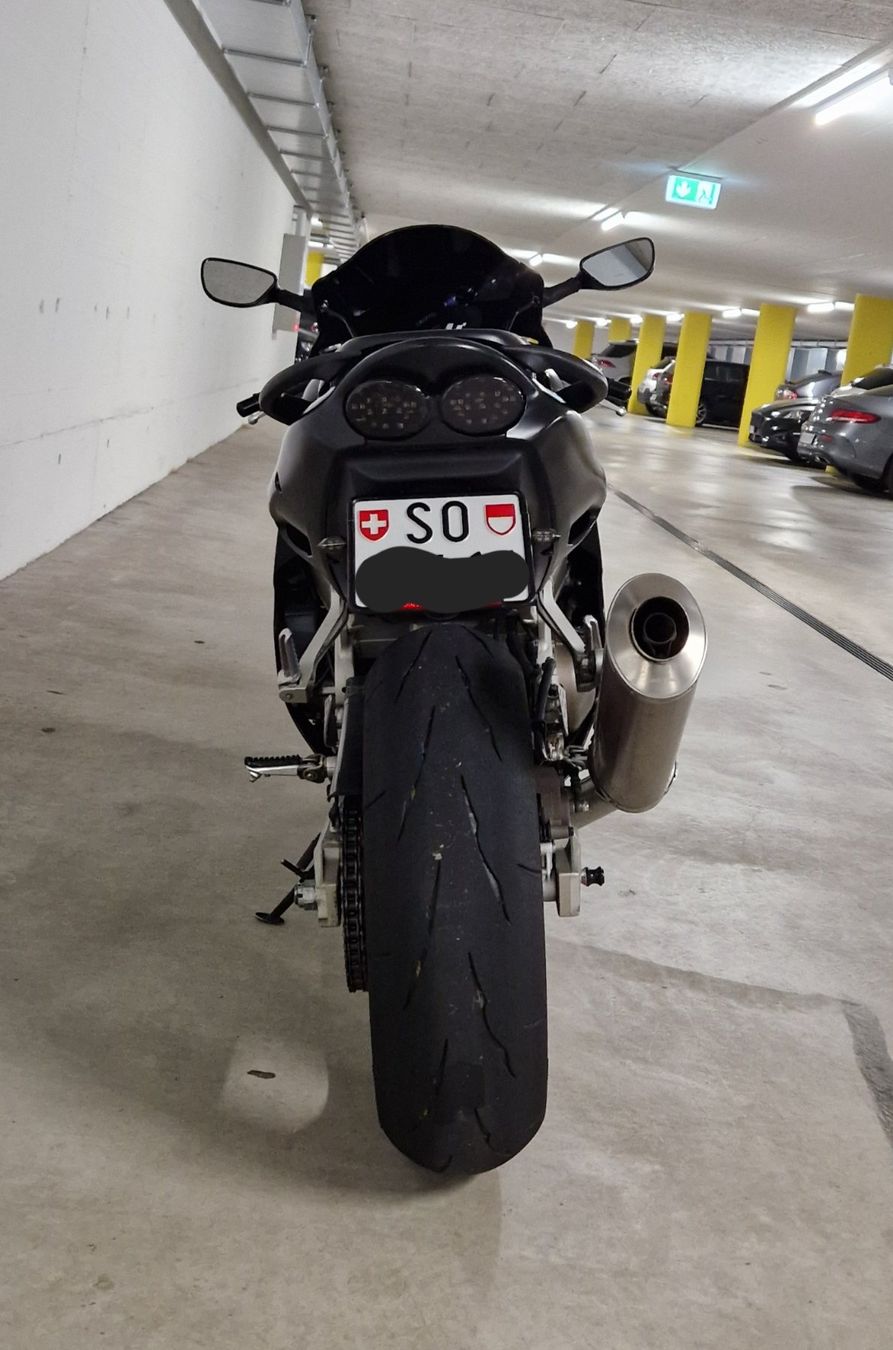 Kawasaki Strada: Kawasaki Ninja Zx9r – Usato da Bellach venduto da Swissrider46 2