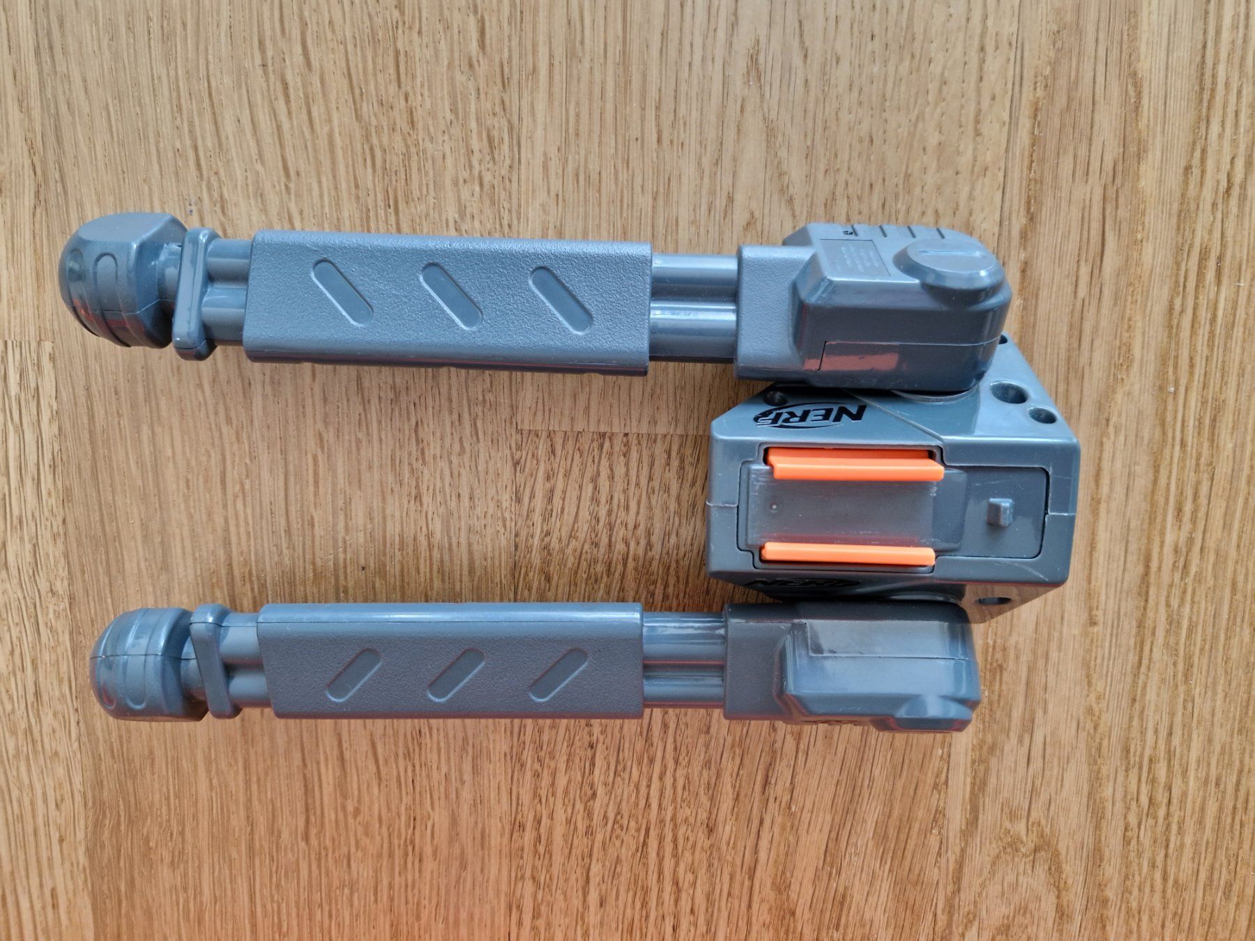 Nerf Giocattoli: Nerf N-Strike Mega Centurion Sniper mit Zweibein – Usato da Baden venduto da Bib3 2