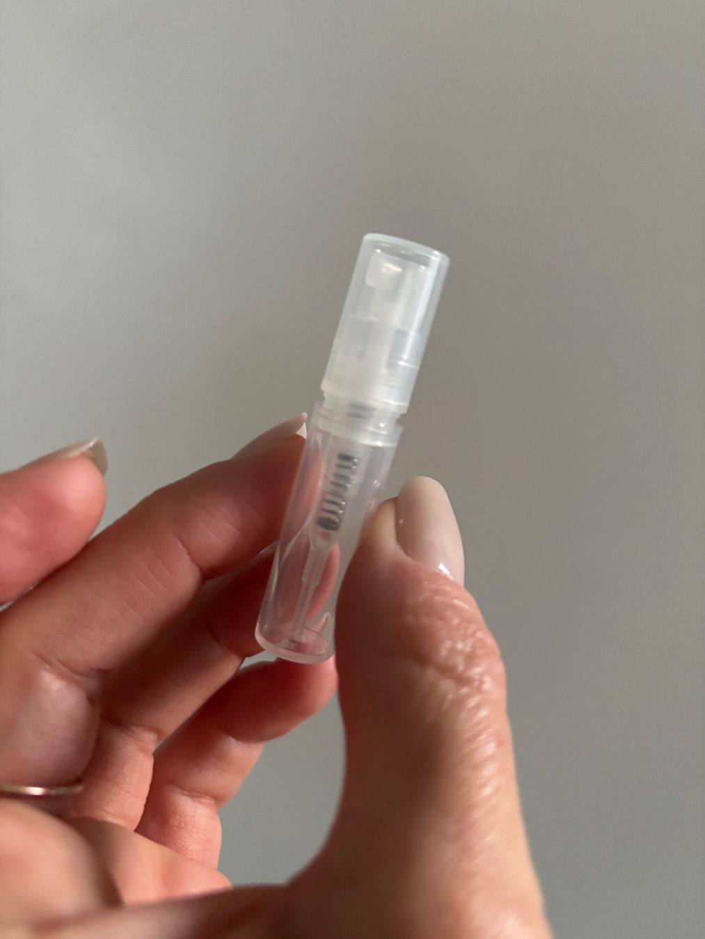 Saint Laurent Parfum & Eau de Toilette: Black Opium Glitter EDP Duftprobe 2ML – Gebraucht aus Zürich von deruja 2
