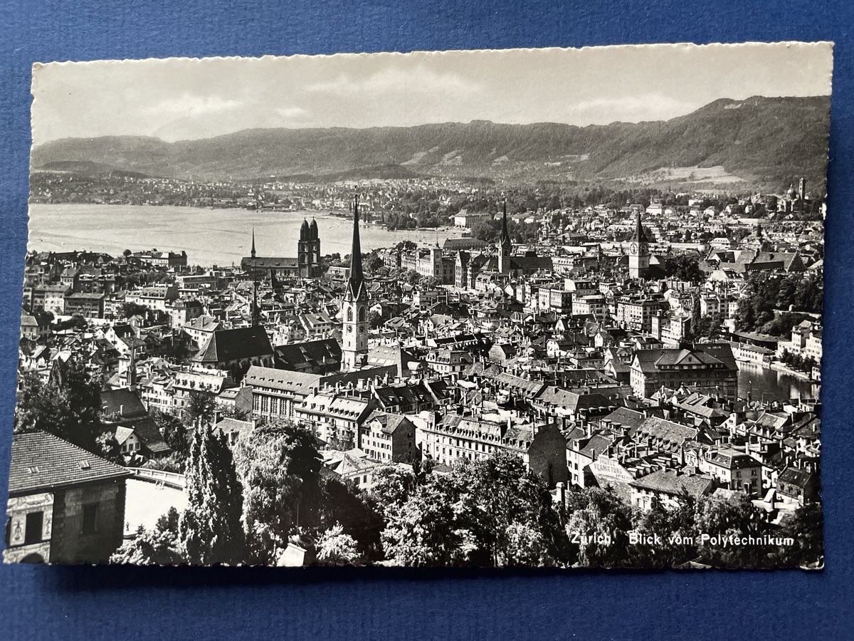 Cartoline postali: Alte Ansichtskarte Zürich, Blick vom Polytechnikum,1948 – Usato da Neuhausen am Rheinfall venduto da Arielle55