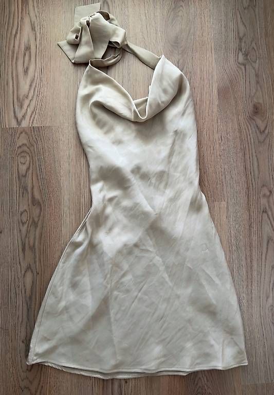 Kleider: ZARA NECKHOLDER-KLEID – Gebraucht aus Amriswil von deli20 2