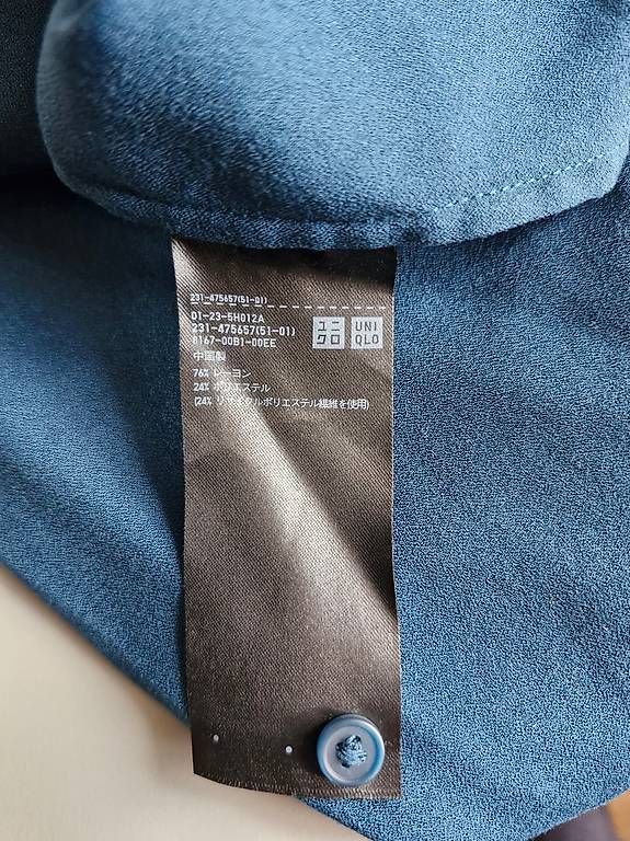 Camicette: Uniqlo Damenbluse Petrolblau – Usato da Biel/Bienne venduto da mor_x958 1