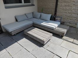 Gartenlounge Polyrattan inkl. Tisch mit Glasplatte