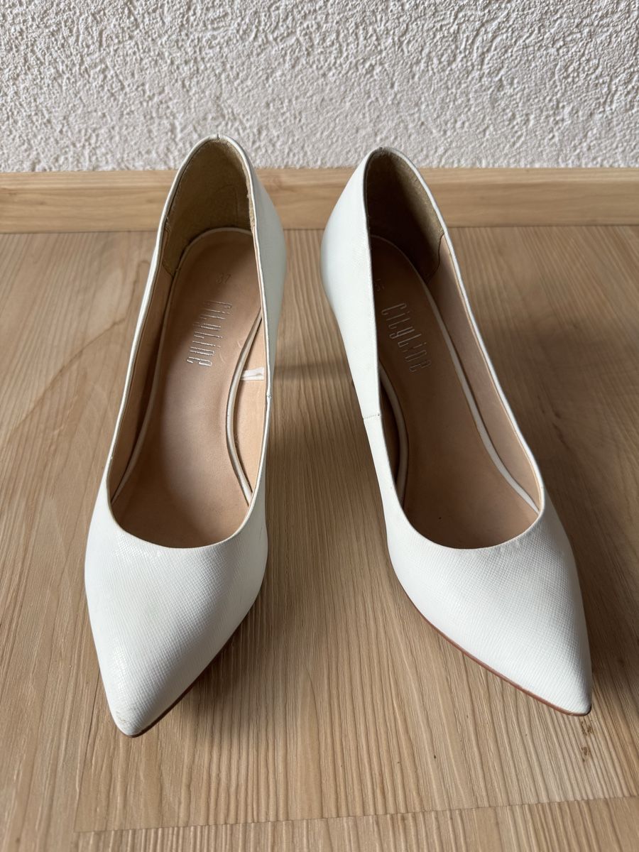 Scarpe da donna: Weisse Pumps/ High Heels – Usato da Brienz BE venduto da Eleri.M
