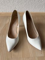Weisse Pumps/ High Heels